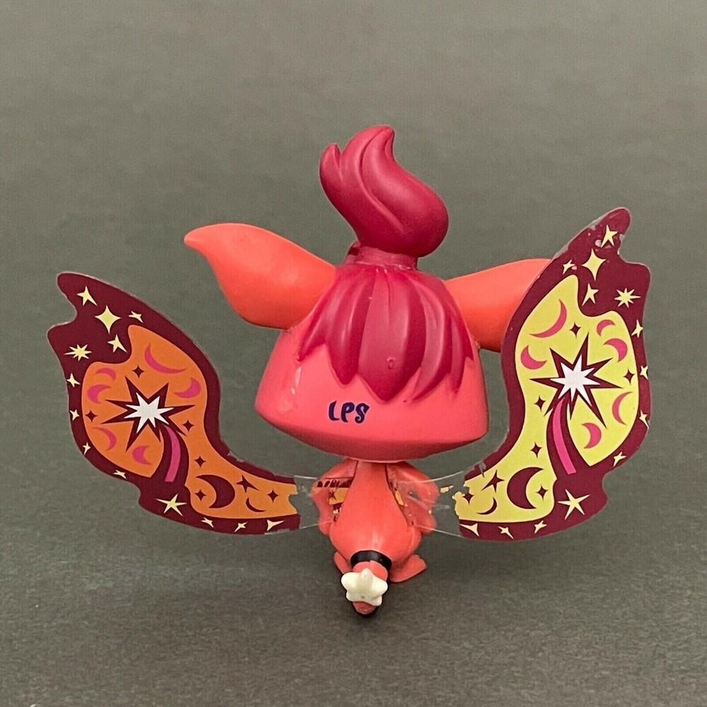 LPS Littlest Pet Shop Hasbro Figure with Wings - Picture 3 of 4